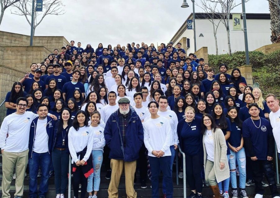 Class of 2019-2020 AVID students pose for group picture. This was taken prior to the pandemic, where AVID students still partook in on-campus learning.