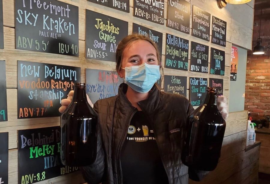 Selmas employee, Zoe Hotmer (12) wears a mask while she works due to new regulations put in place because of COVID-19. Restaurants around San Juan have adjusted to new rules to ensure the safety of their customers. 