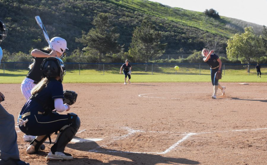 Senior+Peyton+Leonard%2C+who+earlier+this+year+committed+to+Pepperdine%2C+pitches+in+a+game+against+Capistrano+Valley+%283%2F7%29.+Photo+by+Blake+Davenport