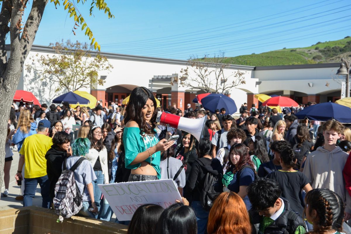 Students Walkout in Protest of ICE Actions: The Story in Photos